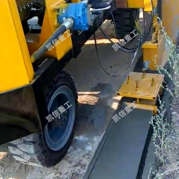 路平石滑膜(mó)機