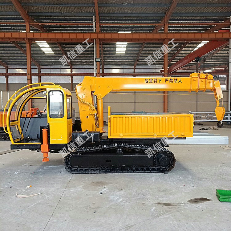 2噸履帶（dài）隨車（chē）吊（diào）