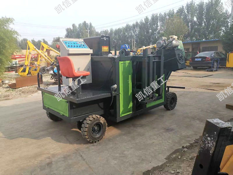 現澆成型路平（píng）石（shí）滑模機