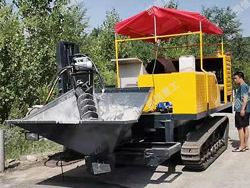 現澆混凝土路（lù）肩石滑模成型機