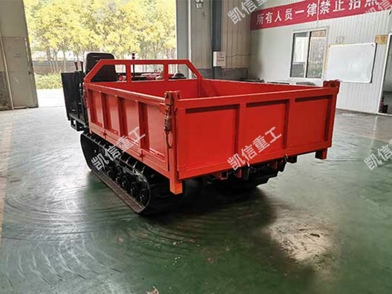 3噸履(lǚ)帶運輸車