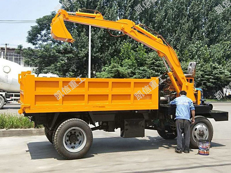 輪式隨（suí）車挖（wā）