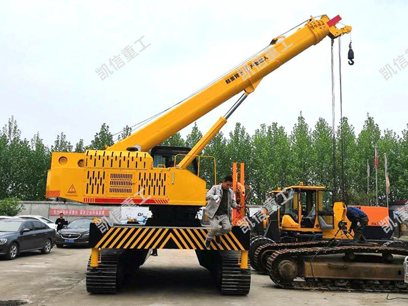 16吨履带(dài)吊