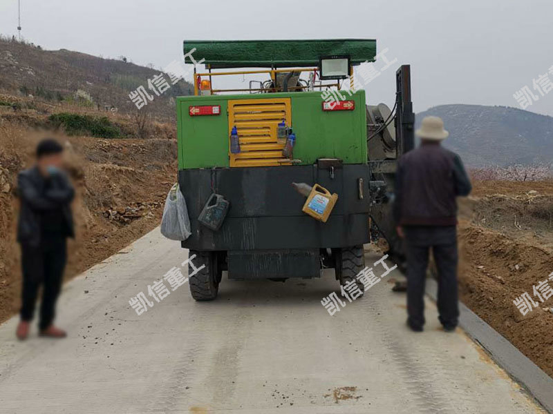 路平石(shí)滑膜機