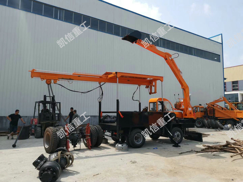 輪胎式隨（suí）車挖