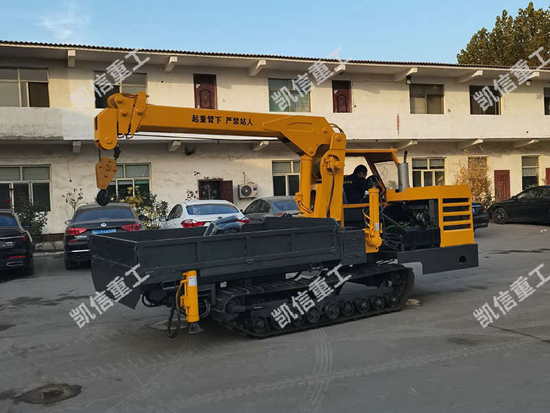 履(lǚ)帶吊運機(jī)