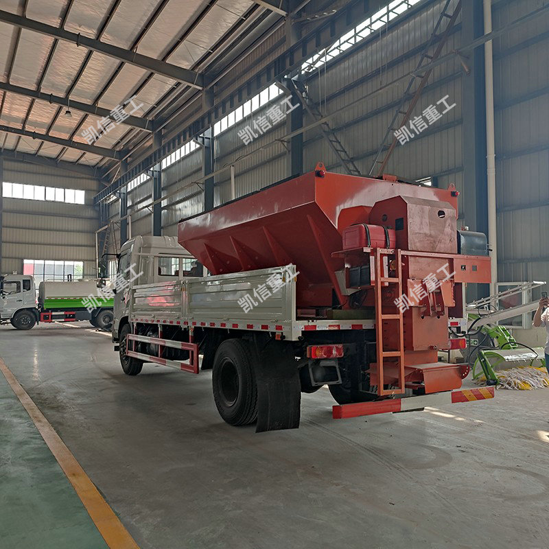 融雪（xuě）剂撒布机